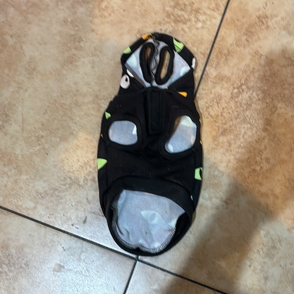NWOT Pet Costume Black Spooky Eyes Hoodie for Dogs with Ear Holes - Picture 3 of 4
